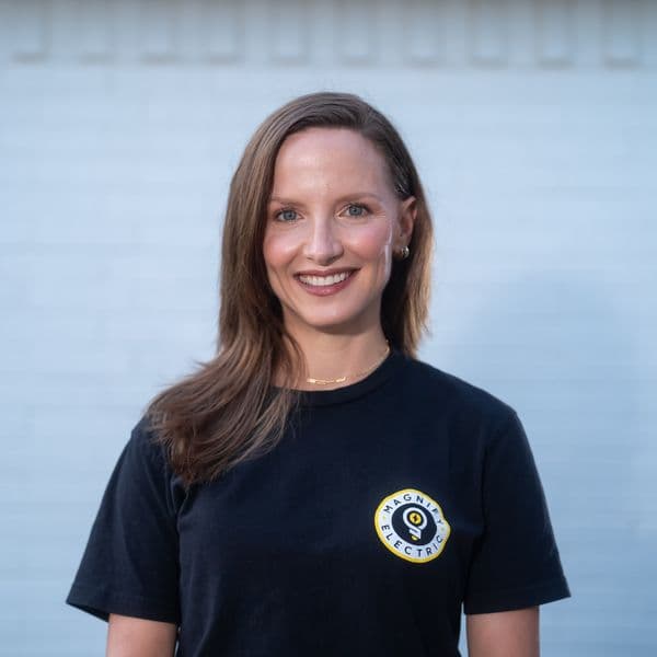La Chelle Dougherty, Office Manager
