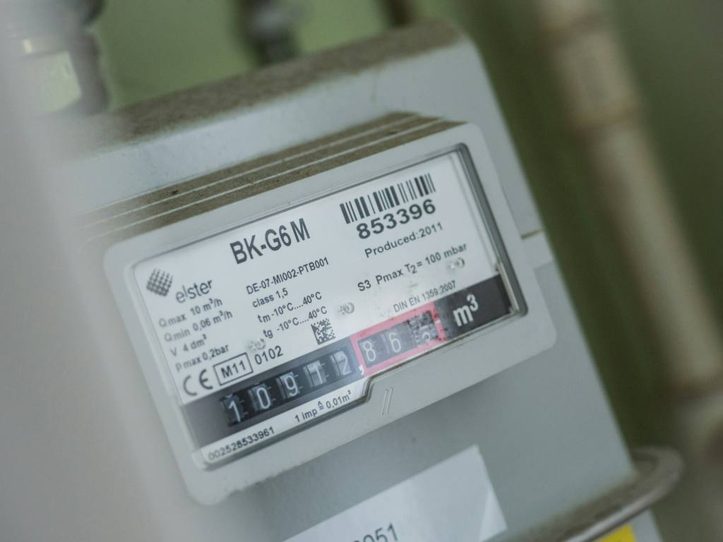 An electric circuit breaker