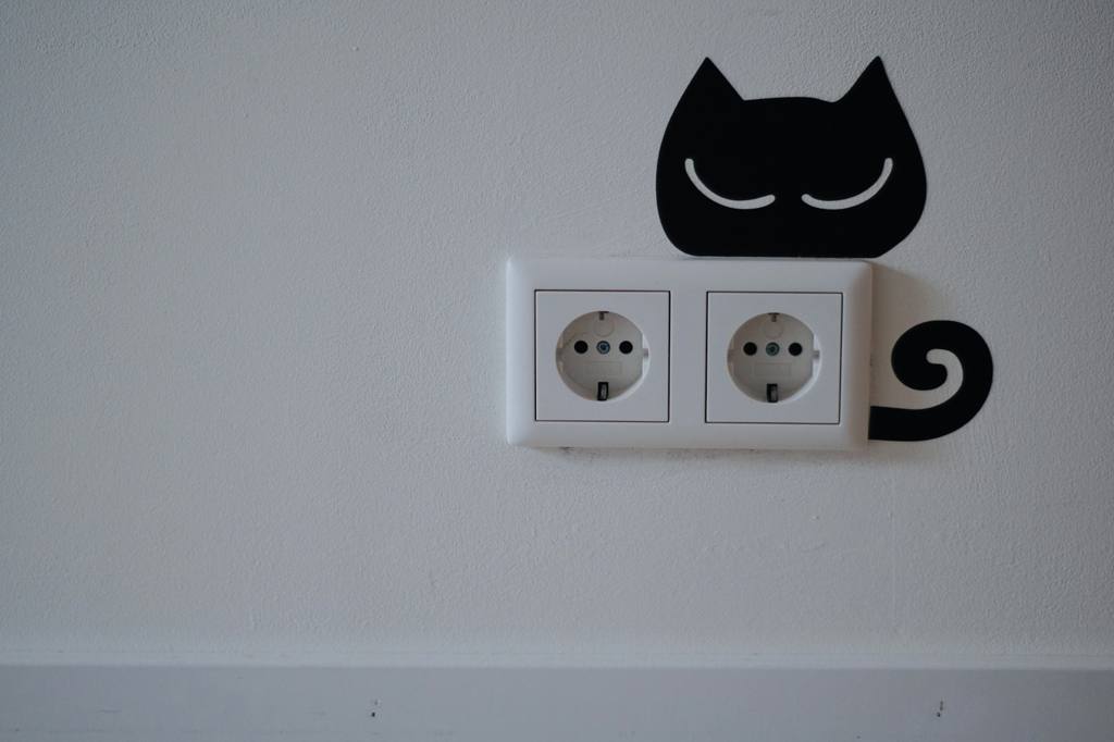 Two wall outlet