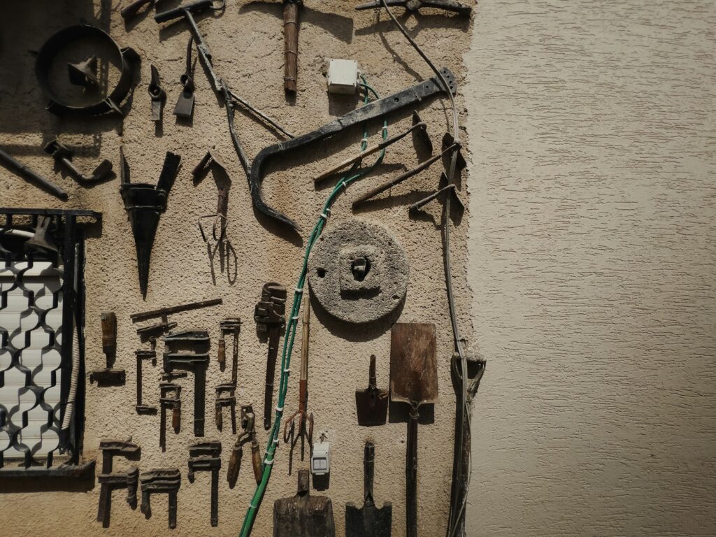 A bunch of tools hanging